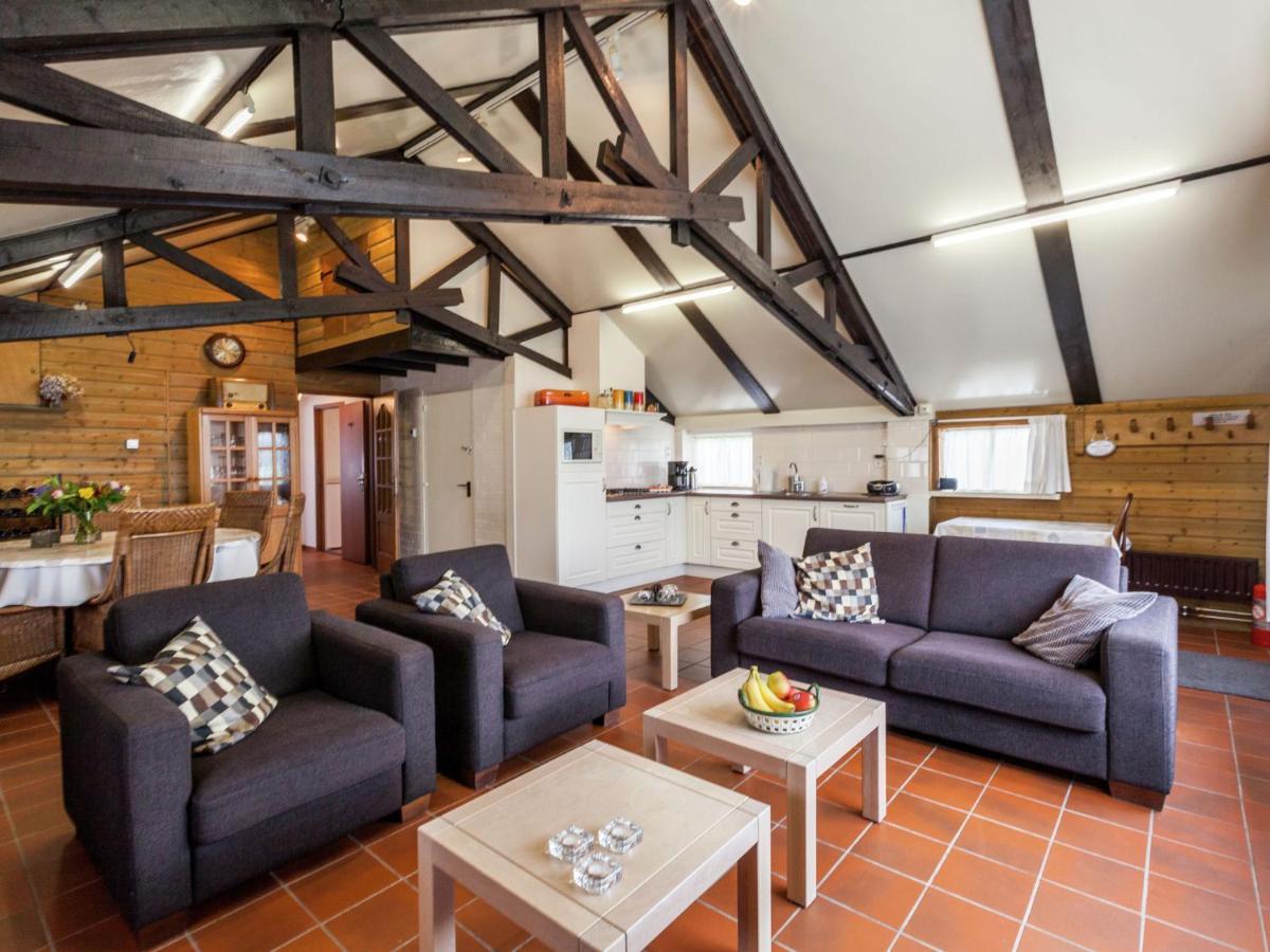 Cozy Holiday Home In Oisterwijk With Swimming Pool Esterno foto