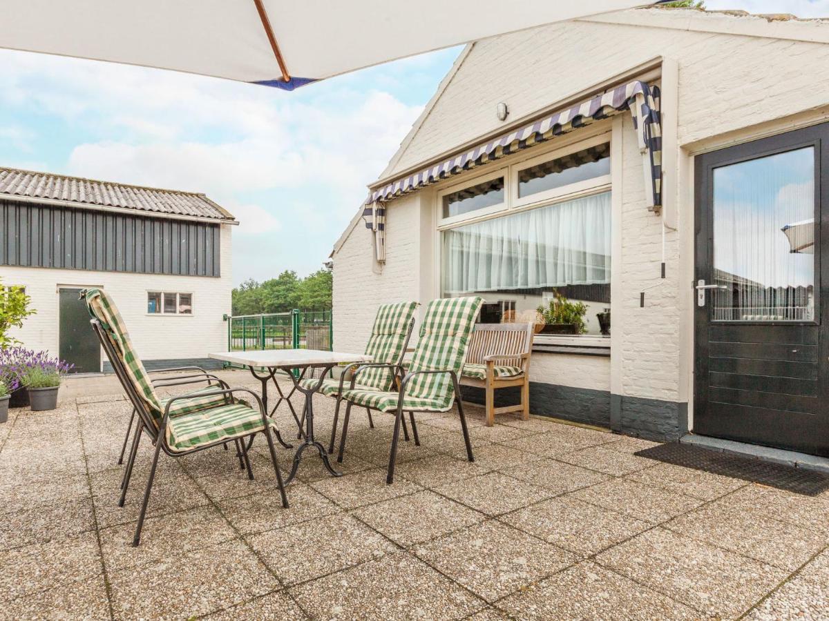 Cozy Holiday Home In Oisterwijk With Swimming Pool Esterno foto