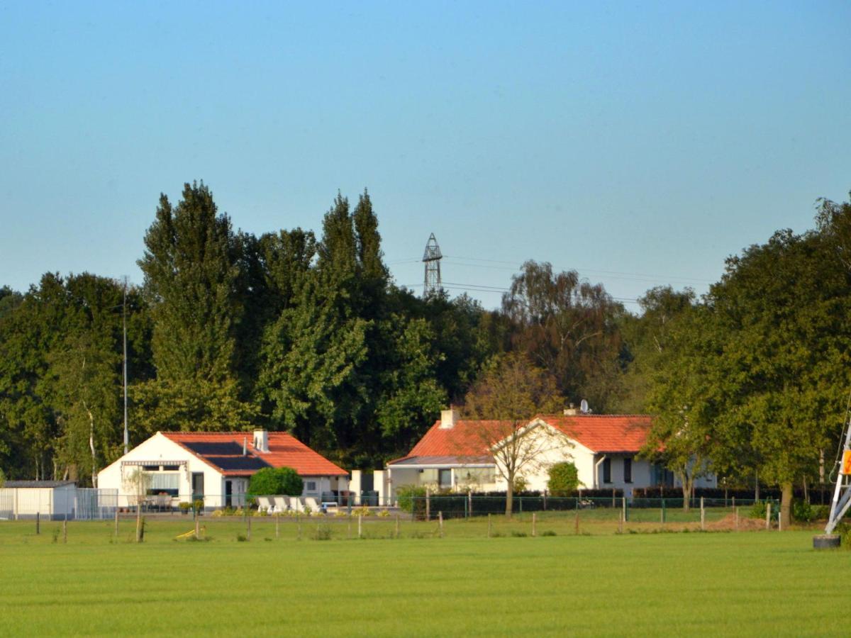 Cozy Holiday Home In Oisterwijk With Swimming Pool Esterno foto