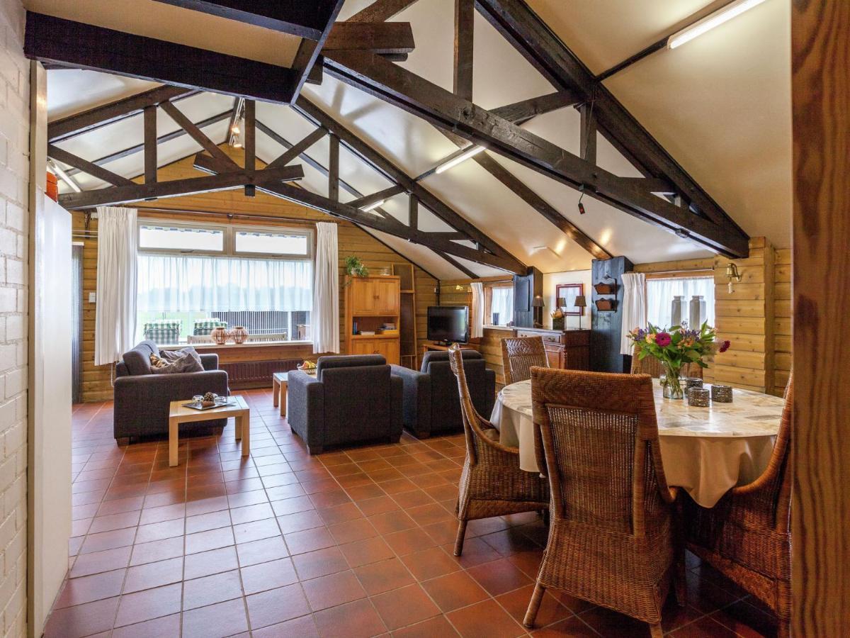 Cozy Holiday Home In Oisterwijk With Swimming Pool Esterno foto