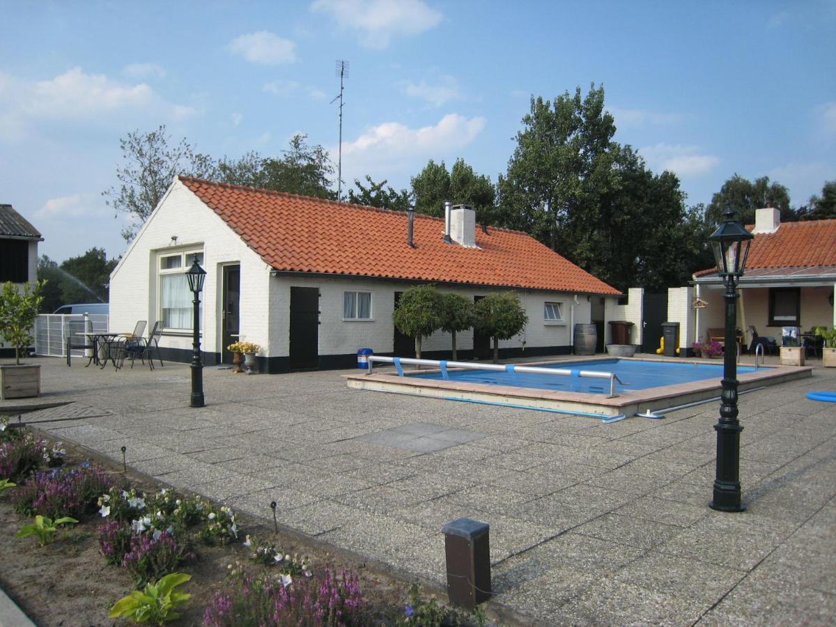 Cozy Holiday Home In Oisterwijk With Swimming Pool Esterno foto